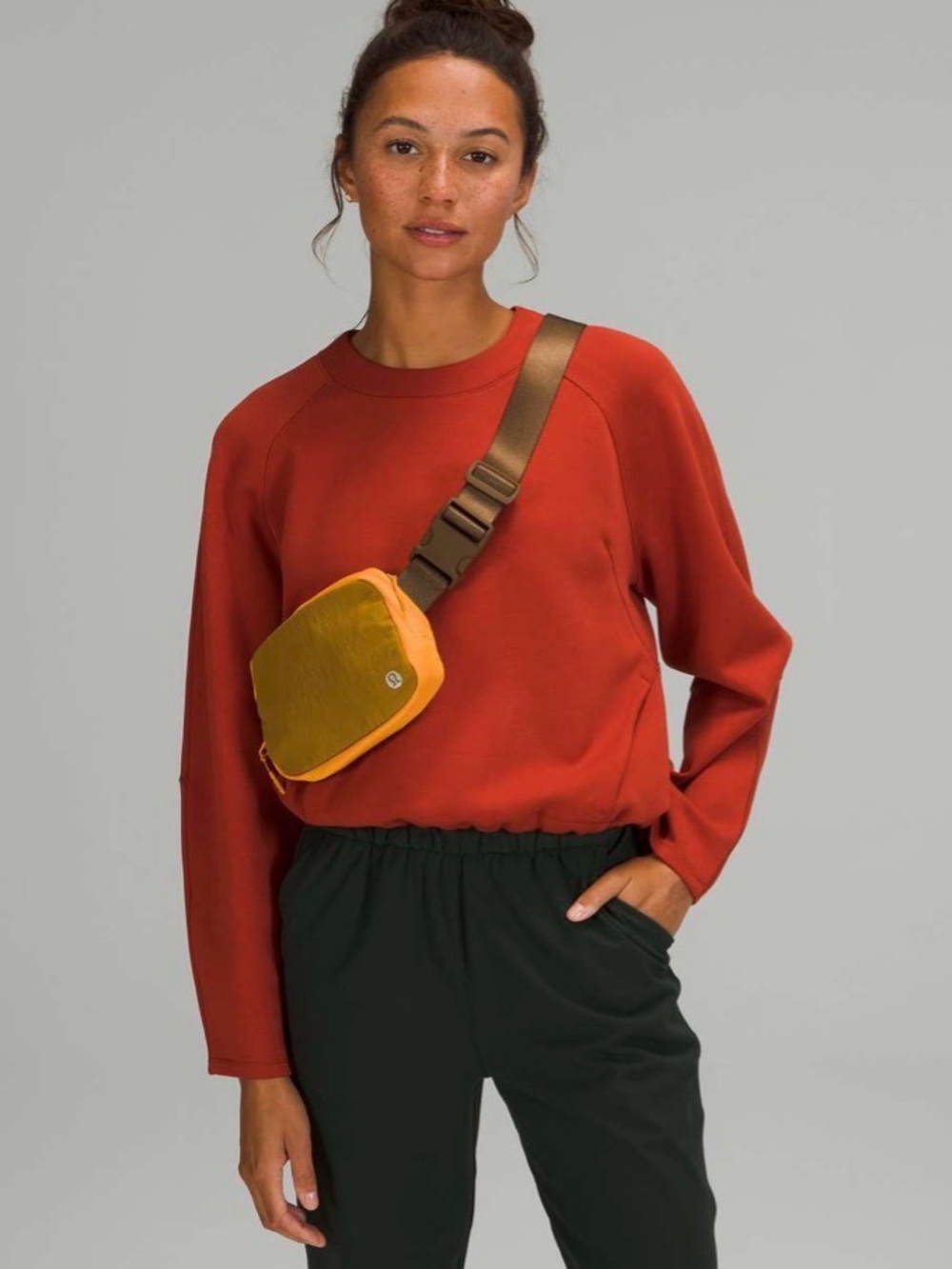 Lululemon Everywhere Belt Bag
Gold Spice / Clementine crossbody purse